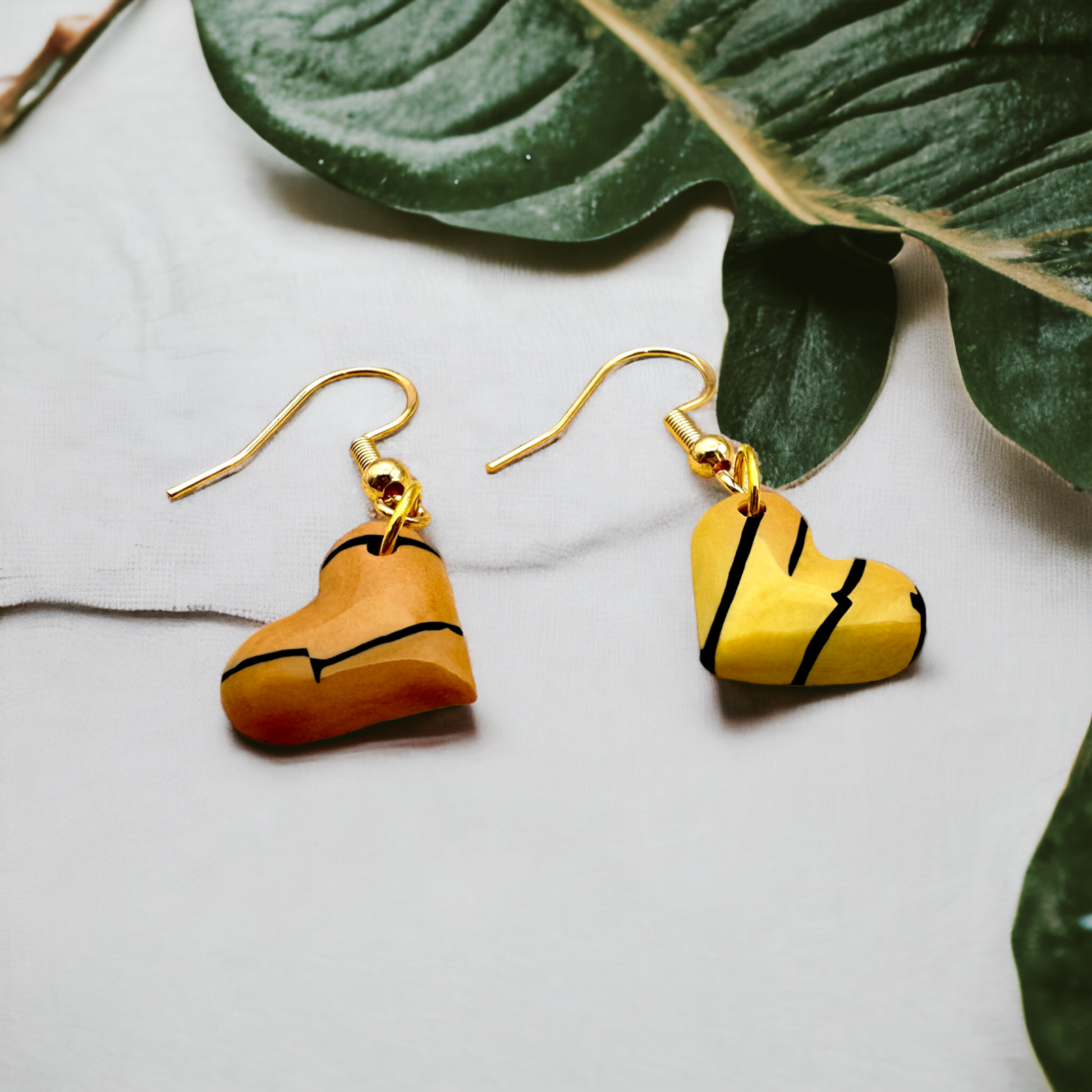 Made With Love Bijoux Tiger Collection Sleepy Hearts Extra Small Hook Earrings