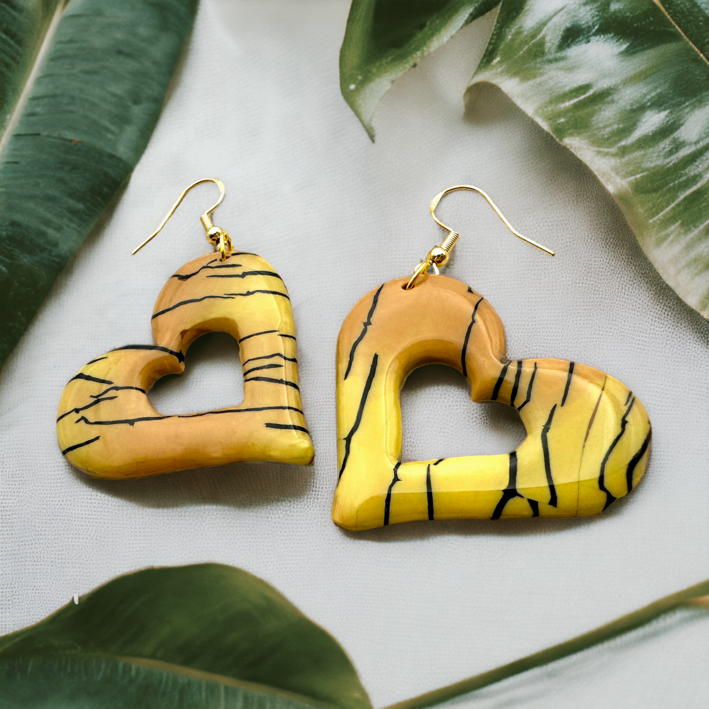 Made With Love Bijoux Tiger Collection Large Sleepy Hearts Hook Earrings