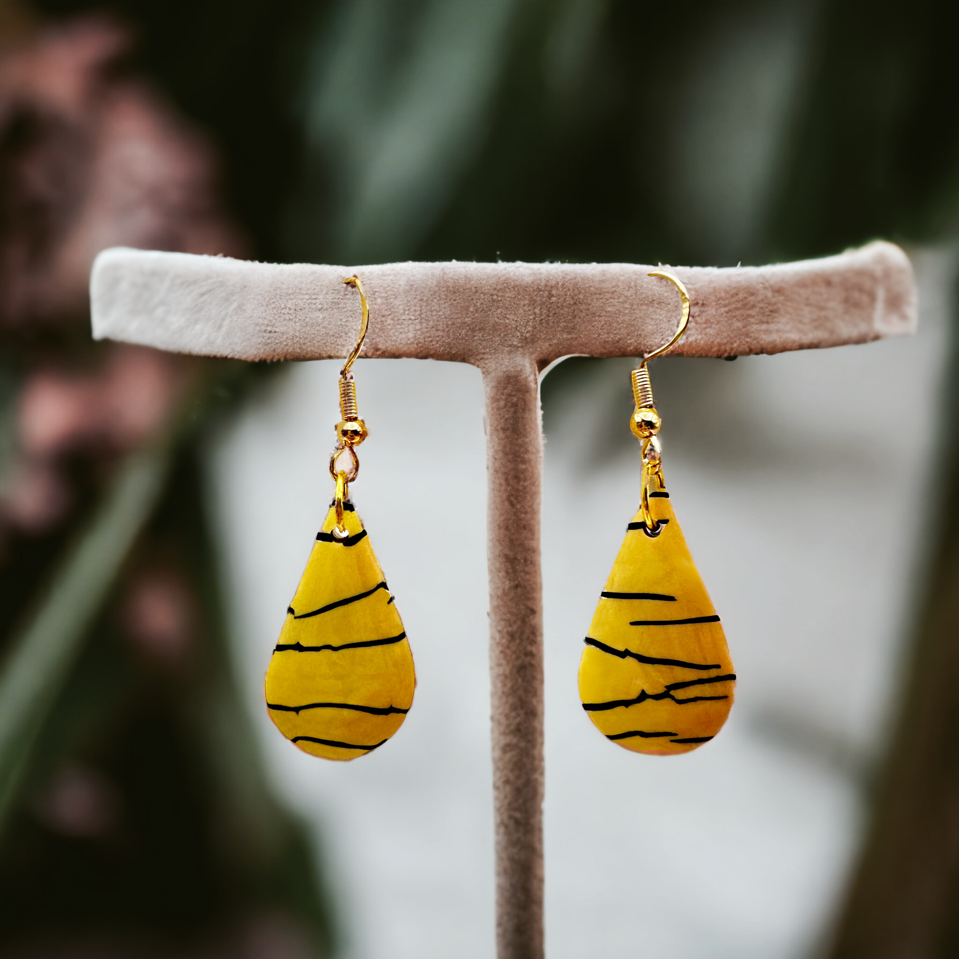 Made With Love Bijoux Tiger Collection Teardrop Small Hook Earrings